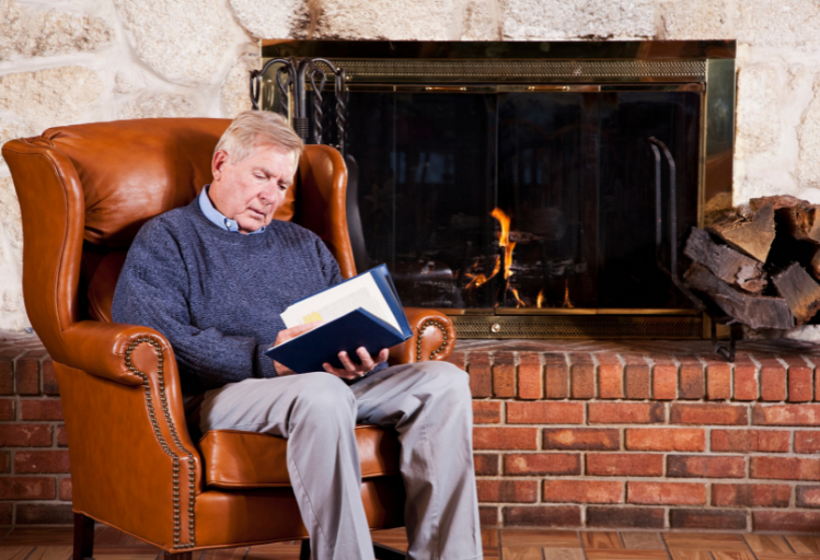 How to Help Seniors Stay Warm in the Winter
