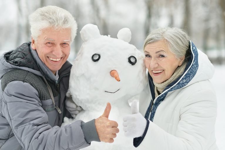 How to Help Seniors Stay Warm in the Winter