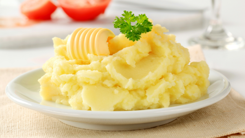 Mashed potatoes-soft food diet for seniors