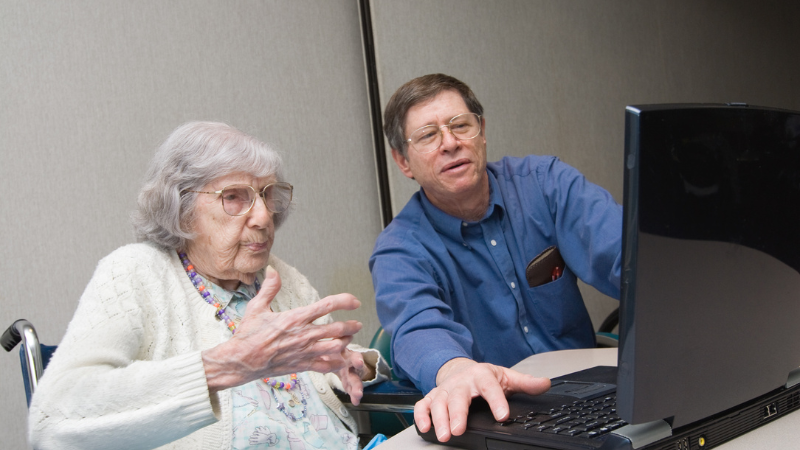 Teaching Your Senior Parents to Use Technology