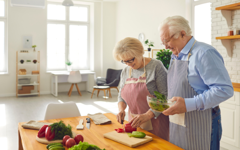 Tips to Help Seniors Manage Their Weight